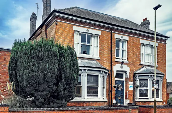 Clarendon Beechlands - outside view of care home