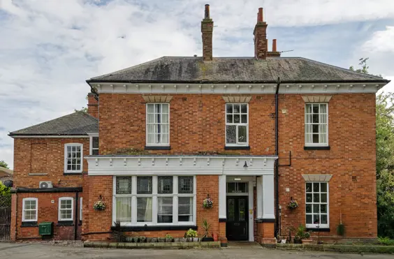 Brockshill Woodlands - An outside view of the home