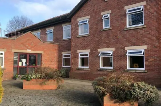 ParkHouse Grange - outside view of care home