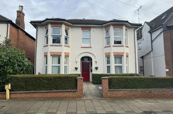 Byron Court - outside view of care home