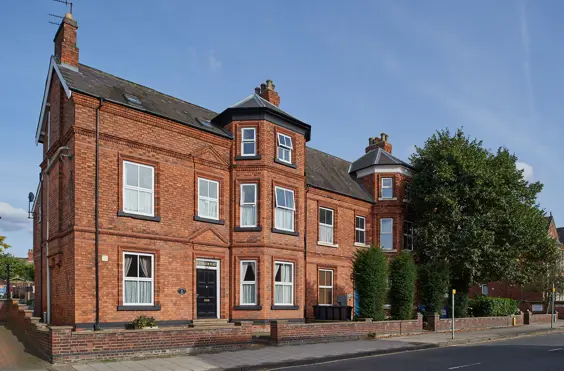 Heatherington House - outside view of care home
