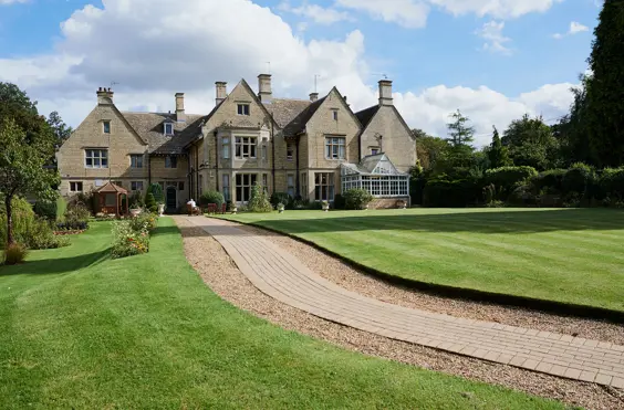Gretton House - outside view of care home