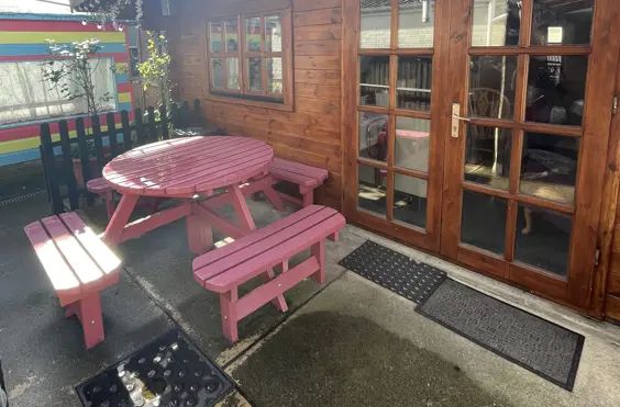 Royal Avenue - outside view of care home