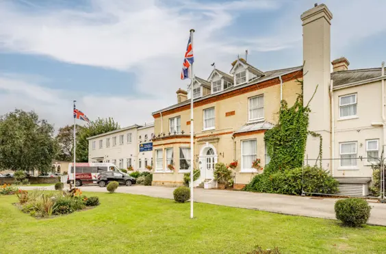 Kirkley Manor - outside view of care home