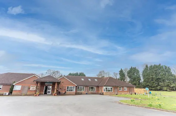 Monread Lodge - outside view of care home