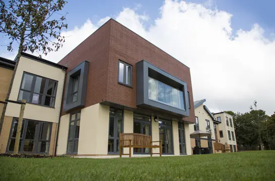 Garden City Court - outside view of care home