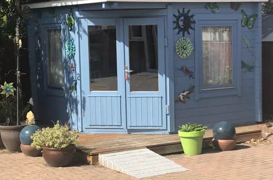 Allswell Lodge - outside view of care home