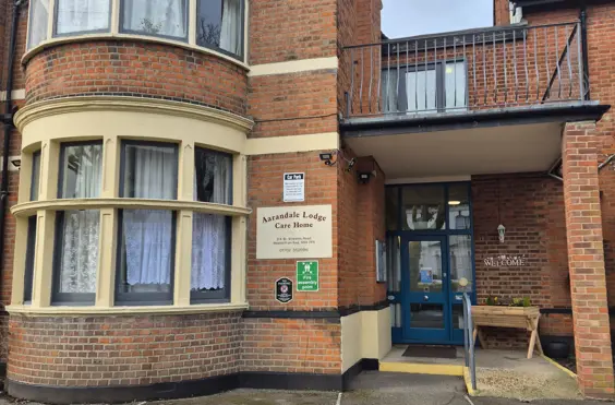Aarandale Lodge - outside view of care home