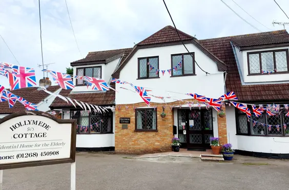 Hollymede Cottage - outside view of care home