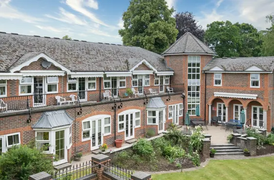 Lee House - outside view of care home