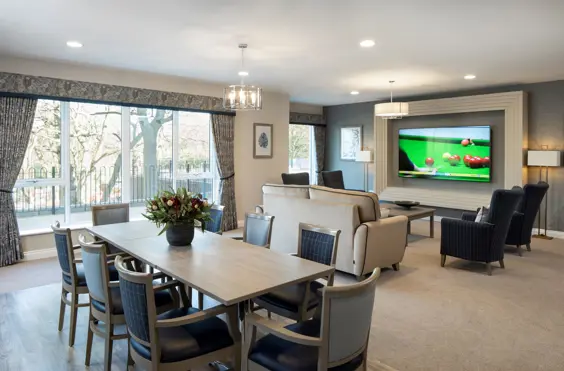 Harpwood House - outside view of care home