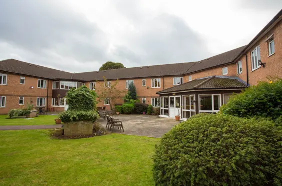 Courtland Lodge - outside view of care home