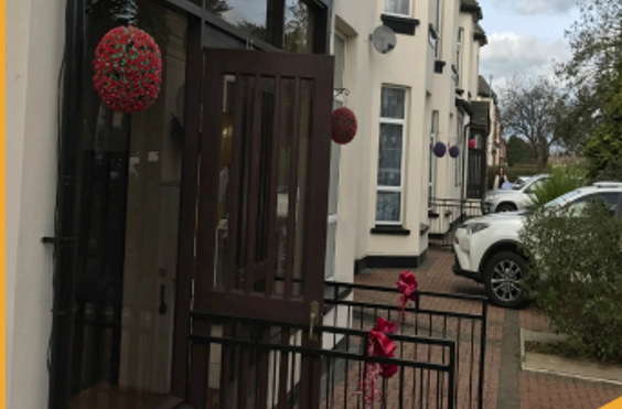 Hillsview - Eastwood House - outside view of care home