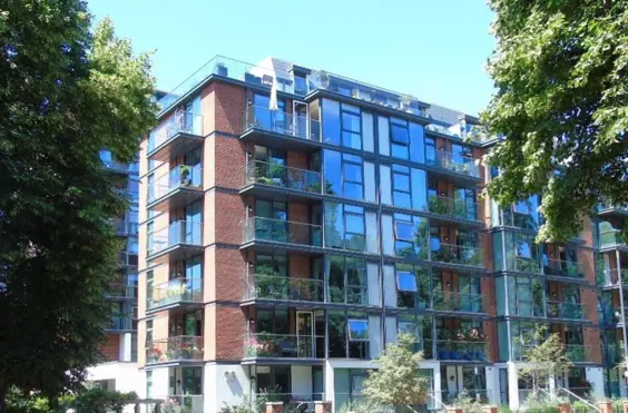 Albert Suites at Battersea Place - outside view of care home